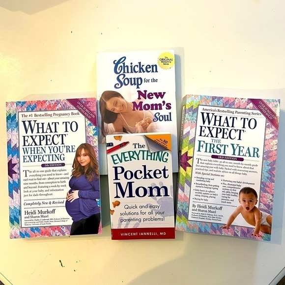New Mom Book Bundle - Picture 1 of 8